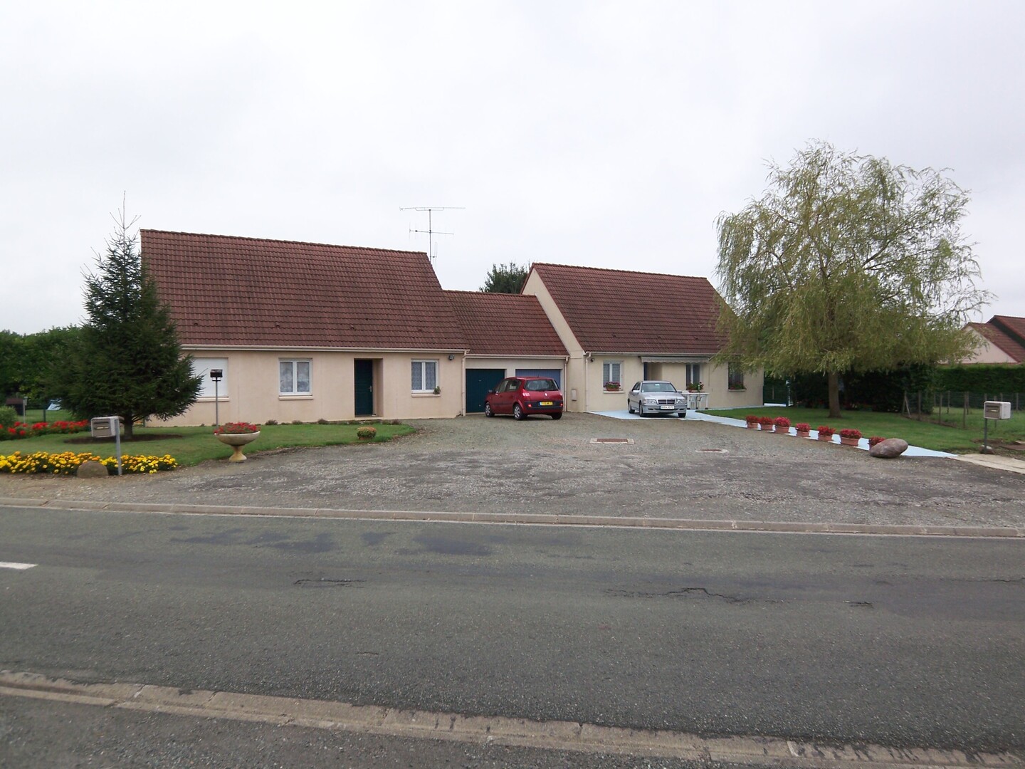 72_Rouperroux le Coquet_Route de Terrehault.jpg